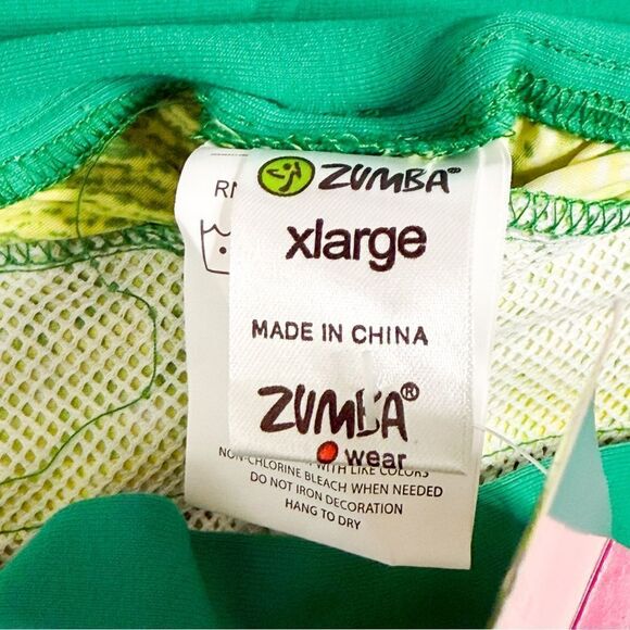 Zumba Fitness NWT! Women's Illusion Cargo Pants in Neon Green XL - Picture 5 of 9